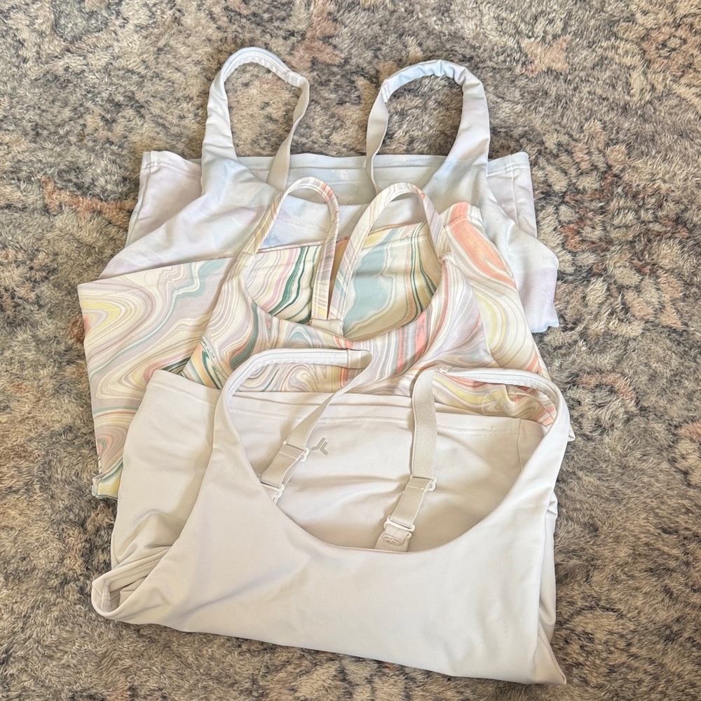 Old Navy athletic workout yoga tank tops